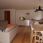 pièce principale, location chalet valmorel casier ski sèche chaussure